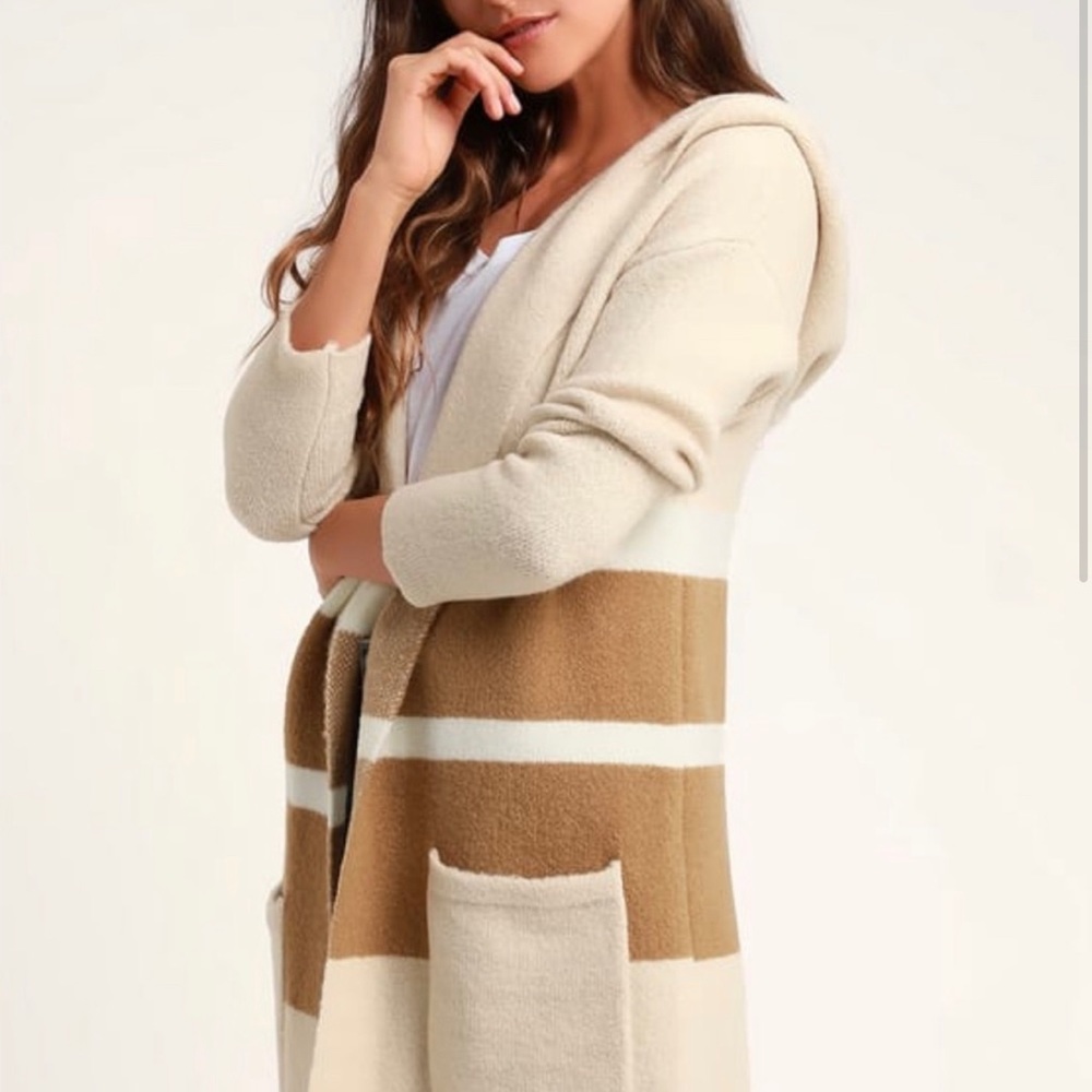 - 💫Beige and brown sweater jacket